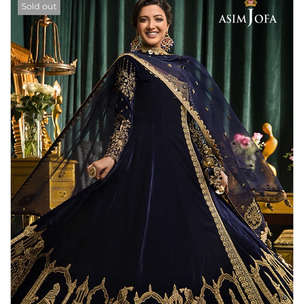 Asim jofa formal velvet dress
